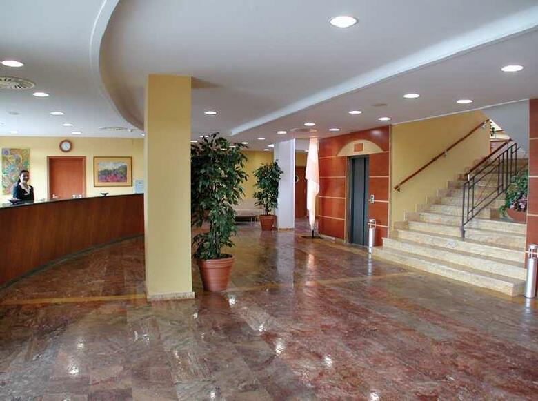 Aparthotel Playas De Liencres