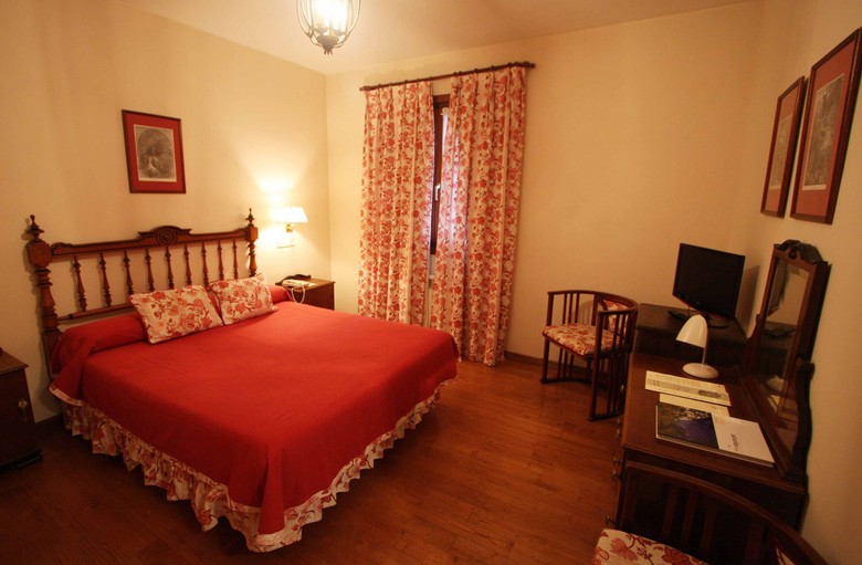 Hotel Casona Del Busto