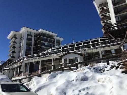 Apartamento Esqu�a En El Colorado
