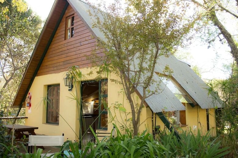 Apart Suites & Cabanas Duendes Del Pungo