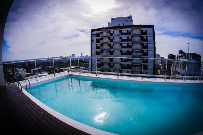 Elegance Hotel