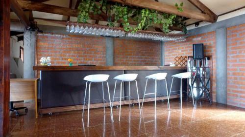 Hotel Estaci�n N�utica Estrecho de Magallanes