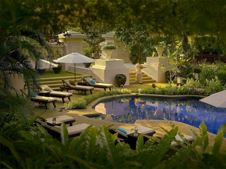 Hotel Tanjong Jara Resort (serambi)