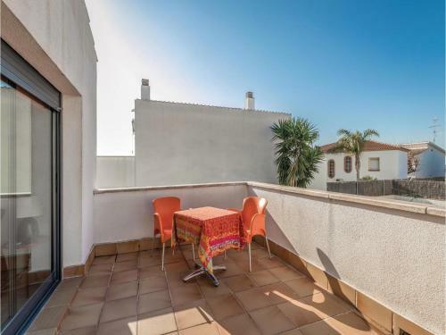 Three-bedroom Holiday Home In Calafell