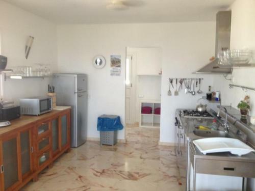 Cala Vadella Villa Sleeps 6 Pool Air Con Wifi