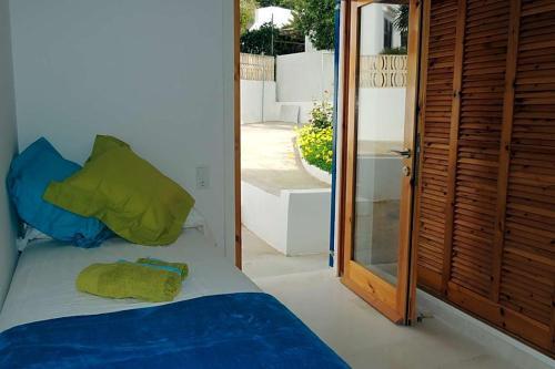 Cala Vadella Villa Sleeps 7 Pool Air Con Wifi
