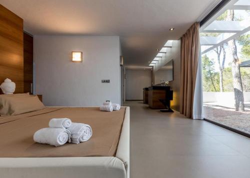 Cala Vadella Villa Sleeps 10 Pool Wifi