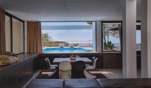Cala Vadella Villa Sleeps 10 Pool Wifi