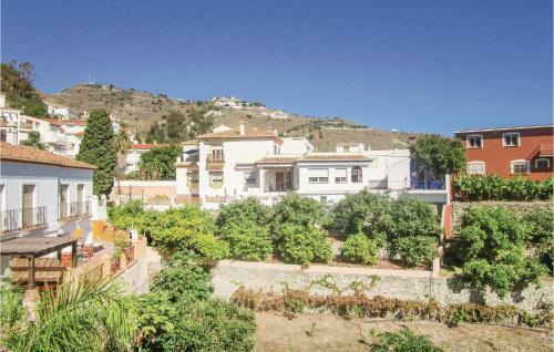 Five-bedroom Holiday Home In Almunecar