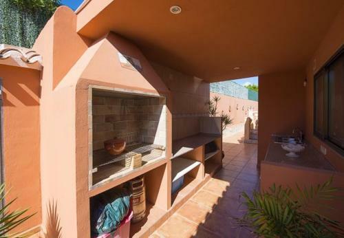 Xabia Villa Sleeps 12 Pool