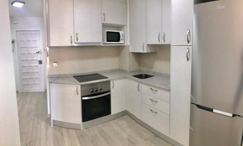 Modern Apartment In Av Mediterraneo