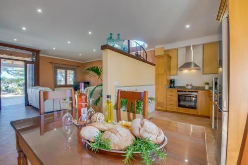 Can Picafort Villa Sleeps 8 Pool Air Con