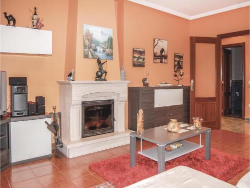 Three-bedroom Holiday Home In Cudillero