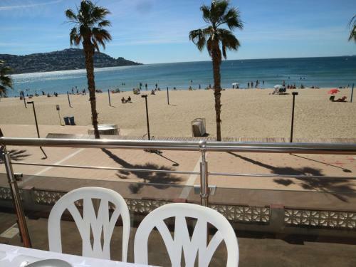 Apartamento Front Mer 10