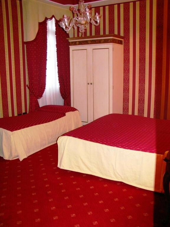 Hotel Belle Epoque