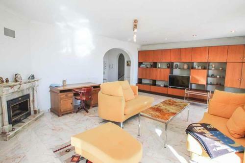 Urbanitzacio Montemar Villa Sleeps 6 Pool Air Con