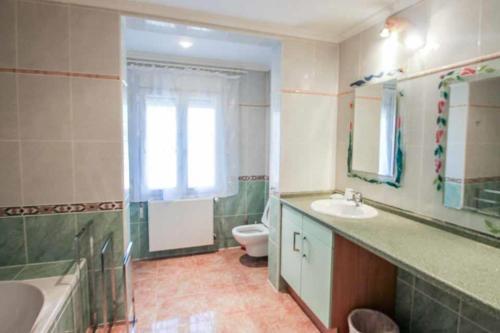 Urbanitzacio Montemar Villa Sleeps 6 Pool Air Con