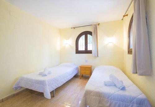 Urbanitzacio Montemar Villa Sleeps 8 Pool