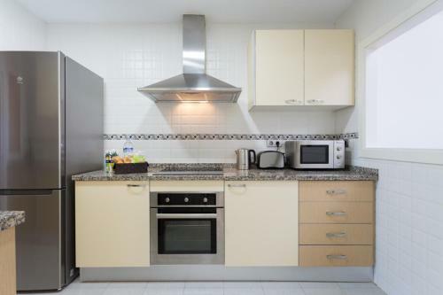 Royal Marina Bay Golf Apartment