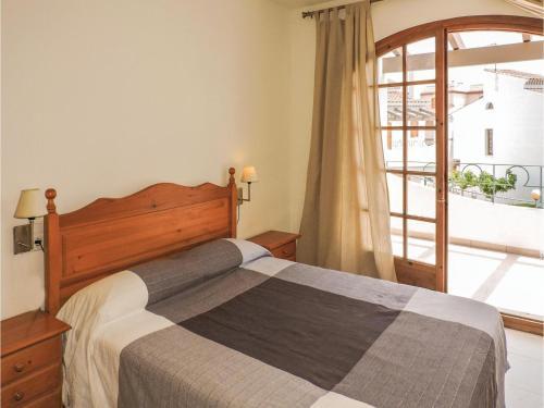 Three-bedroom Holiday Home In L`hospit. De L`infant
