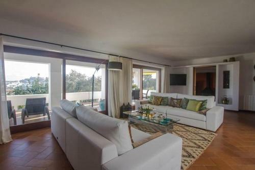 Ibiza Town Villa Sleeps 9 Pool Air Con Wifi