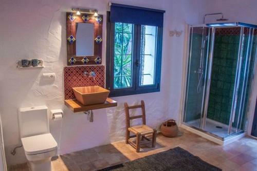 Ibiza Town Villa Sleeps 9 Pool Air Con Wifi