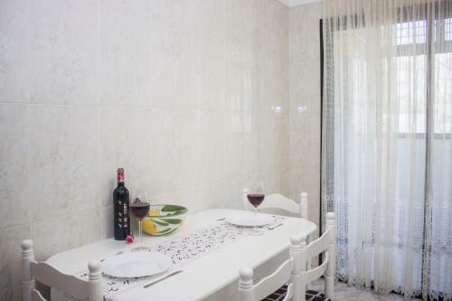 Drago Leaves Apartments
