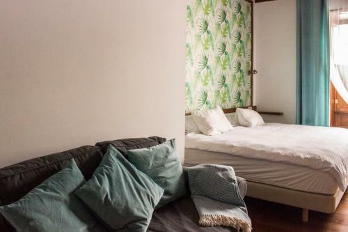 Canary Dreams Apartments