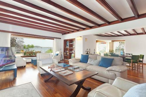 Villa Ses Gerres Beach House