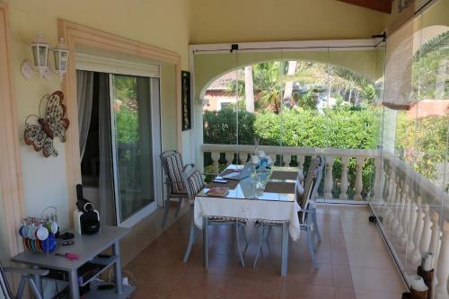 Chalet Con Piscina Para 6 - Turistika