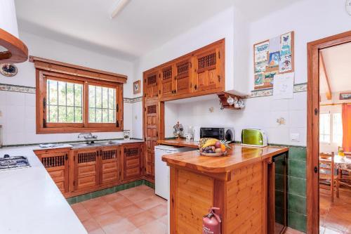 Jesus Pobre Villa Sleeps 6 Pool Wifi