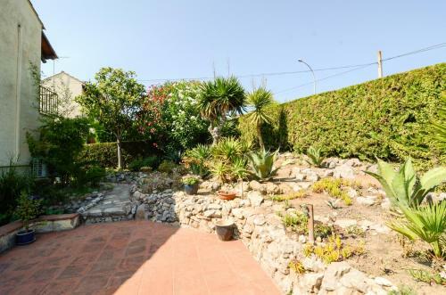 Villa Sistach Rentals Casa Oliveres