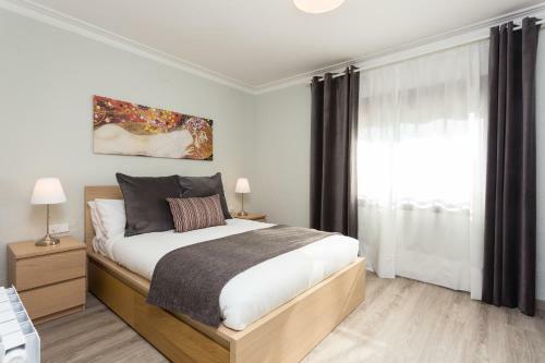 3 Bedroom Apartment Carrer Florida