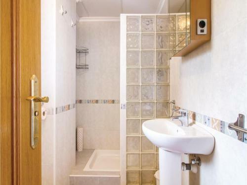 Four-bedroom Holiday Home In La Nucia