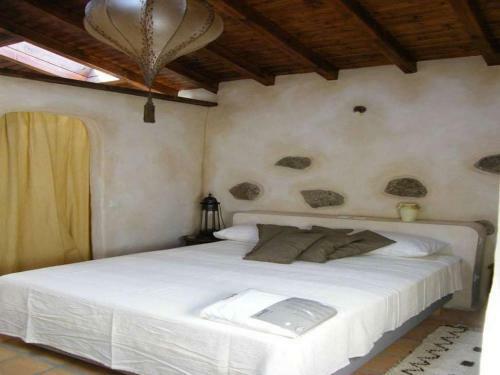 Las Brenas Villa Sleeps 2 Pool Wifi T691364