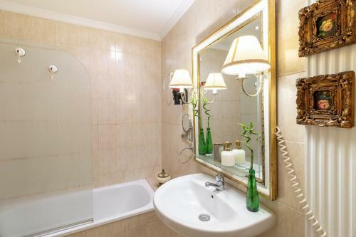 Apartamento Flatguest - Flat With Art