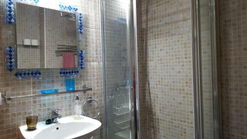 Vcv Attic / Apartment Est�vanez