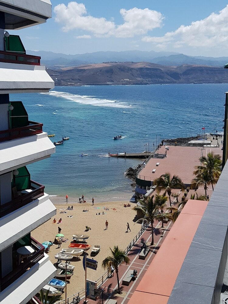 Canteras Suites Apartments