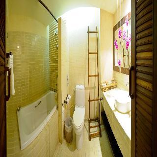 Hotel Iyara Beach Plaza