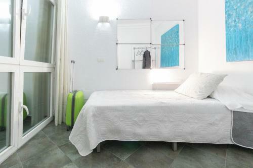 Central Square Apartment To Share "with Sea Views"