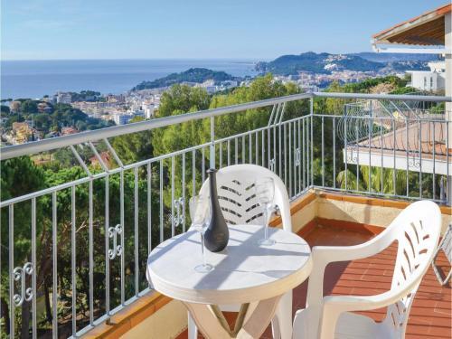 Three-bedroom Holiday Home In Lloret De Mar