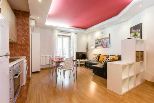 Apartamento Book In Madrid- Puerta Del Sol