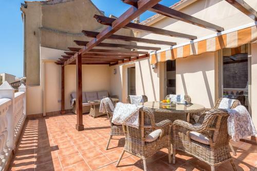 Two-bedroom Apartment With Terrace Pastor