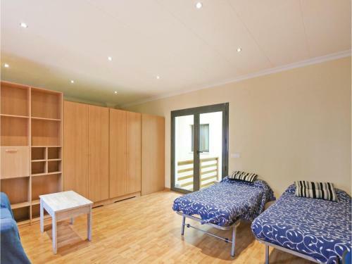Five-bedroom Holiday Home In Malgrat De Mar