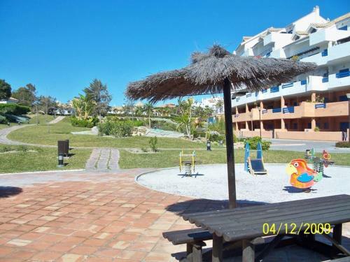 Apartamento Duquesa Suite And Golf With A Spectacular Sea View