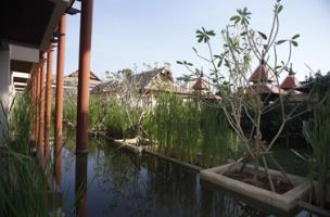 Hotel Siripanna Villa Resort(Luxury)