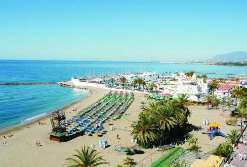 Apartment In Marbella-first Line Beach