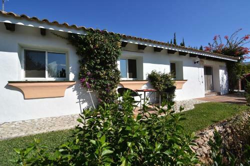 Casitas Select - Villa Abajo In Mijas