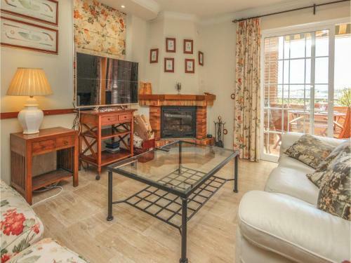 Three-bedroom Apartment In Mijas