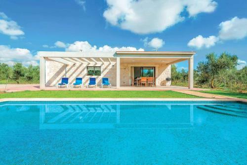 Muro Villa Sleeps 6 Air Con Wifi